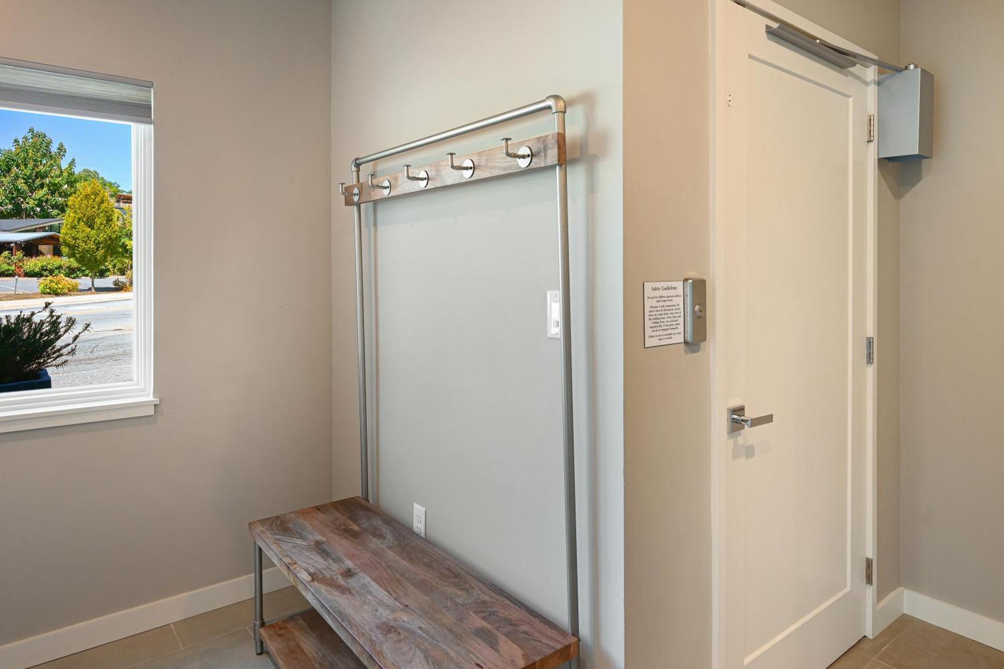 Holiday home Beautiful South Slope Townhome With Ev Charger Unit 98